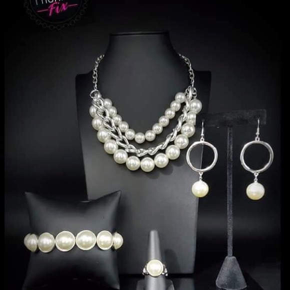 Jewelry all lead and nickel free - Picture 3 of 3